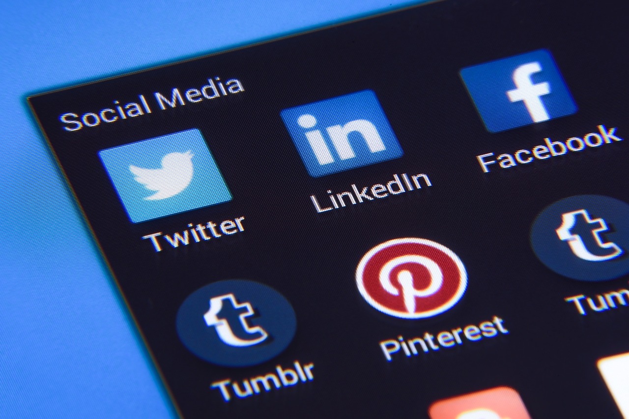Pinterest reiht sich mit LinkedIn, Instagram, X und Facebook in die wichtigsten Kanäle für Content-Marketing ein